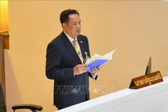 泰国总理阿努廷在泰国国会发表讲话。图自越通社