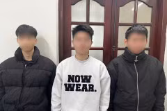 在宣光省公安调查警察机关的三名犯罪嫌疑人。图自越通社