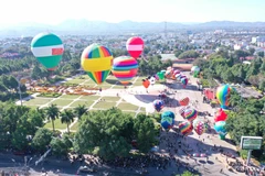 昆嵩省建省110周年纪念活动暨庆祝昆嵩市获认定为二线城市活动精彩纷呈