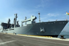 三艘印度海军舰艇访问越南岘港市