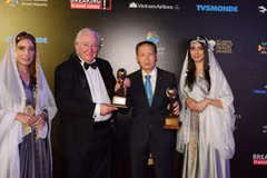 越航在2019年世界旅游奖摘下大奖