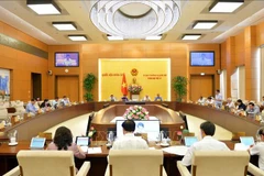 国会常务委员会第37次会议：对过境货物进行海关现代化建设