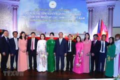 阮春福总理：旅捷越南人社群是团结互助与情系家乡的好榜样