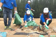 为了环境限制塑料垃圾行动月启动 
