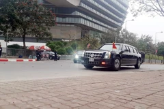 美朝领导人第二次会晤：特朗普登上“空军一号”启程回国