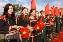 充分发挥越南祖国阵线在民族大团结建设中的核心作用