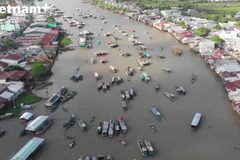 水上集市——西南部地区的河流文化特征