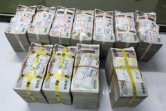 泰国批准2024 财年预算超过 1000 亿美元