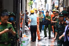越南河内一公寓楼火灾事故：政府总理指示全力开展救灾和善后处置工作