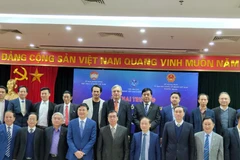 为海外越南人加大对祖国投资创造便利条件