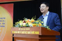 加强对海外越南人的全民族团结建设工作