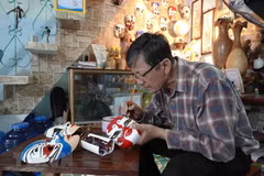 陈玉云：将灵魂注入倍唱艺术面具的艺人 