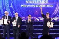 越南政府总理范明政出席VinFuture科技奖颁奖典礼