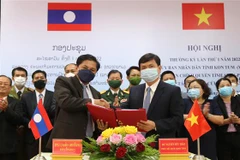  昆嵩省与老挝阿苏坡省合作预防自然灾害