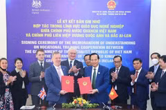 越英签署职业教育合作备忘录