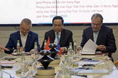 越南祖国阵线与俄罗斯社会组织加强合作