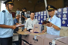 胡志明市海关大力推动行政手续改革
