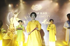 越南研究复制古代服装 努力弘扬传统文化价值 