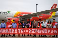 越南河内-中国张家界旅游航线正式开通
