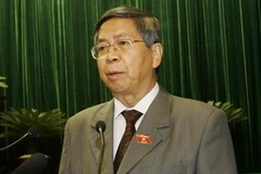 党中央委员、国会科技与环境委员会主任邓武明教授