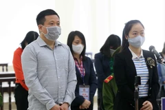 何文深贪腐大案：何文深获有期徒刑10年