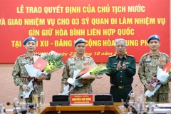 越南人民军3名军官即将赴南苏丹和中非共和国执行维和任务