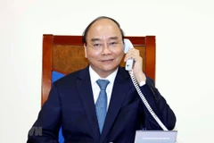 越南政府总理与欧盟委员会主席通电话