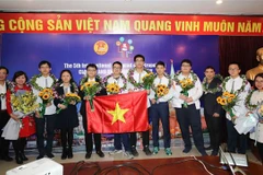 河内学生在IOM奥林匹克竞赛上夺得5金1银2铜