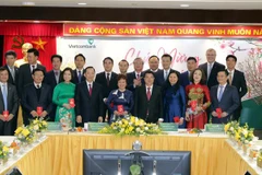 越共中央书记处常务书记新春走访拜年