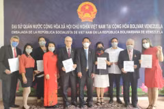 委内瑞拉—越南友好协会新的领导班子亮相