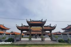 蓝山寺院坐落在义安省琼刘县琼安乡。图自 越通社《Vietnam+》