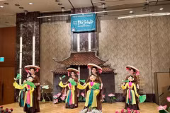 主题为“体验越南文化的音韵与心灵”的精彩表演节目。图自越通社
