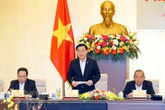  国会主席王廷惠主持召开国家选举委员会第五次会议 