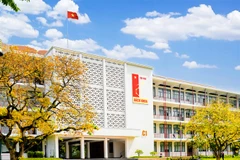 越南七所大学达到国际标准
