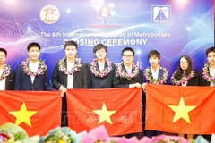 河内学生在IOM奥林匹克竞赛上获得团队二等奖