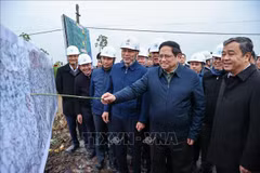 范明政总理：调动一切需要资源 确保500 kV输电线路扩建项目于2024年6月竣工投运