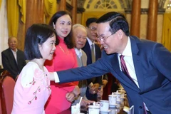 越南国家主席武文赏会见“善事”代表团