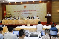 越南政府8月份例行新闻发布会场景（图片来源：越通社）