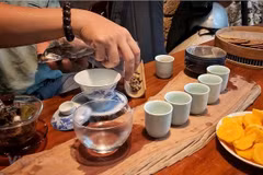 ‘秋天交响曲’- 充满越南传统风味的茶叶