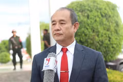 老挝川圹省省委副书记本宏·特塔尼在接受越通社驻老挝记者采访。图自越通社
