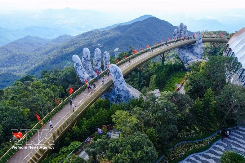 岘港加速成为亚洲一流旅游中心。图自越通社