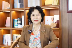 中国深圳大学原党委副书记、中国经济特区研究中心主任、深圳大资深教授陶一桃。图自越通社