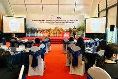 越南财政部国家创新中心（NIC）与美国、加拿大大型进口商代表组织——供应商合规审计网络（SCAN）在河内联合举办了"供应链中的风险、合规与创新"研讨会。图自越通社