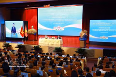 第33次外交会议于2026年8月4日召开全体会议。图自越通社
