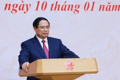 越南政府总理范明政主持召开关于2025年经济外交工作总结暨2026年任务部署的视频会议。图自越通社