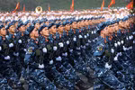 近1.6万名干部、战士参加国庆大阅兵总彩排。图自越通社
