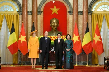 比利时国王和王后圆满结束对越南的国事访问。图自政府办公室
