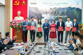 Victory - Bond in Vietnam 》音乐视频发布仪式。图自人民报
