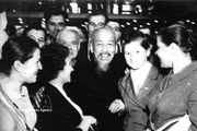 纪念胡志明主席诞辰136周年：《胡志明主席——博大的爱》