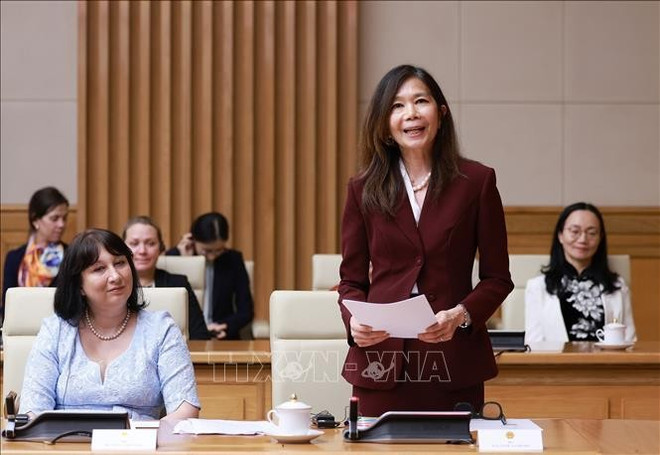 联合国驻越协调员波林·塔梅西斯在会议上发表讲话。图自越通社 uuidb62fe4b9-0140-4cc9-a132-1b331504fa19code001library1type1mode1loctruecaptrue.jpg